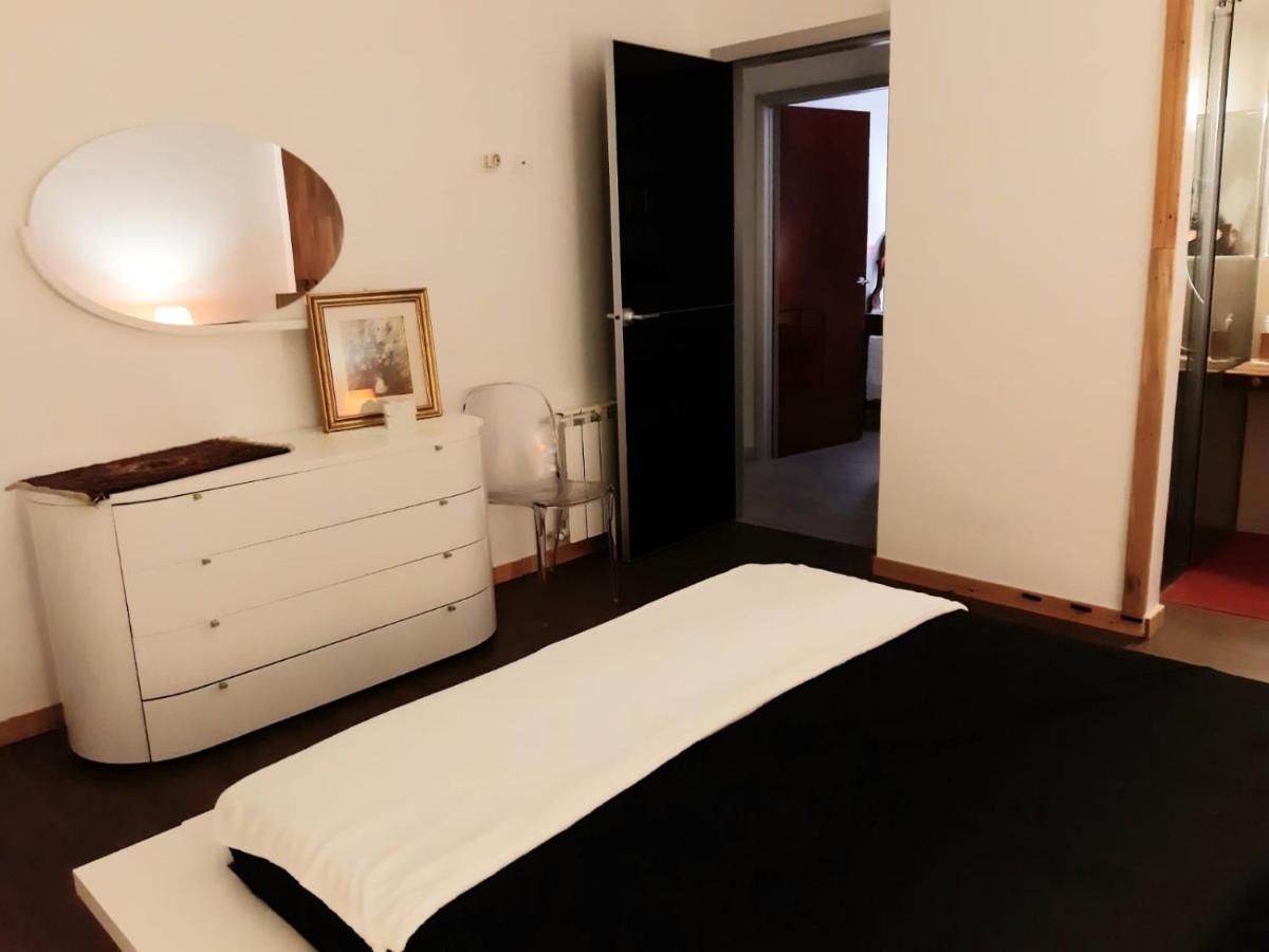 Casavacanze Tuttapposto Palermo Luaran gambar